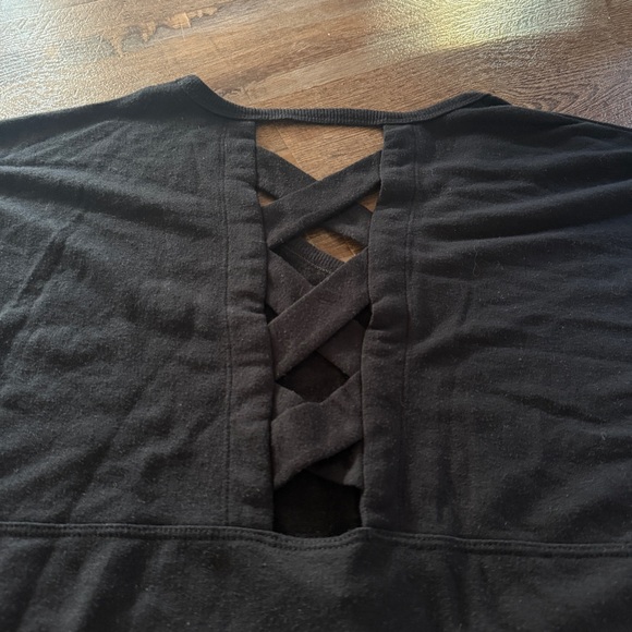 Balance Collection Open Back Long Sleeve Sweatshirt - Picture 3 of 8